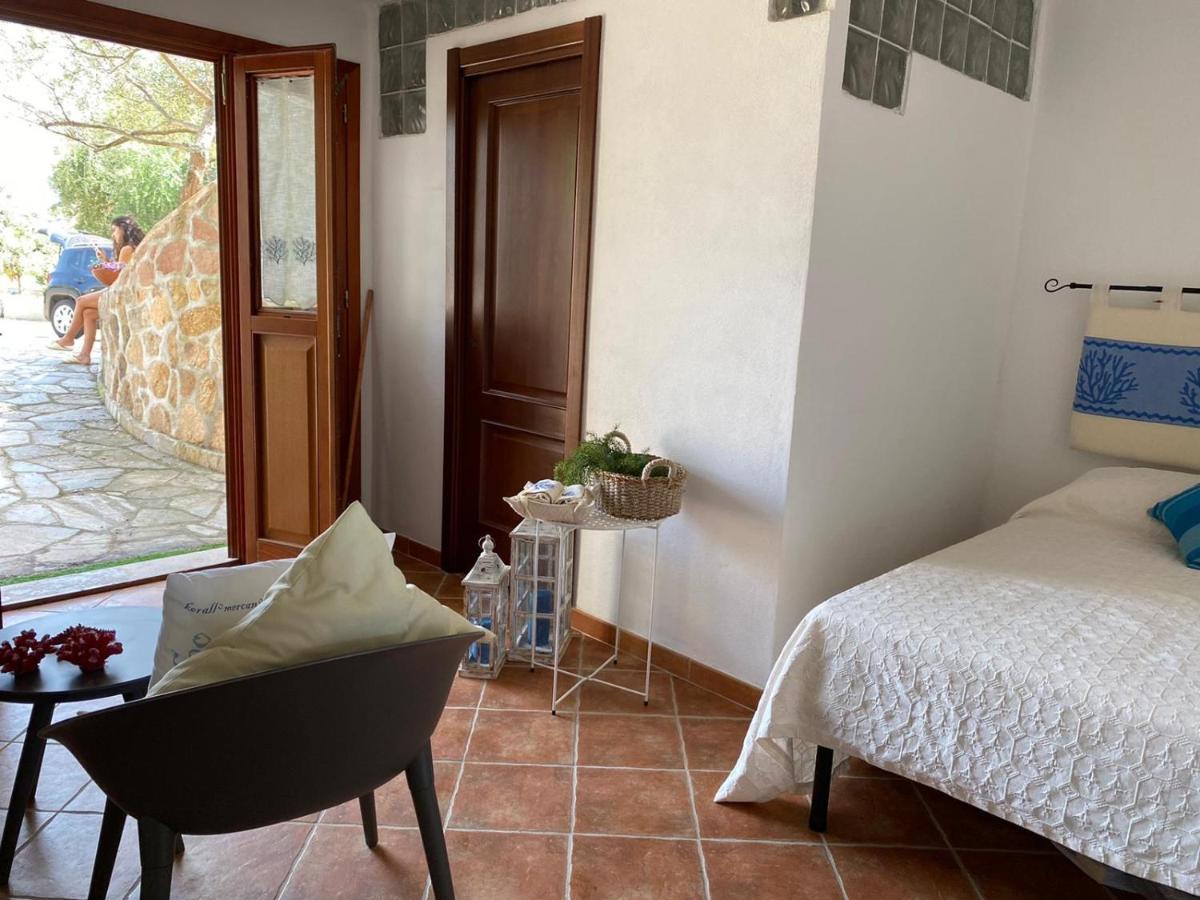 Case Vacanze Villa Rosita Сан-Теодоро Екстер'єр фото
