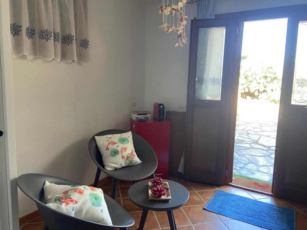 Case Vacanze Villa Rosita Сан-Теодоро Екстер'єр фото