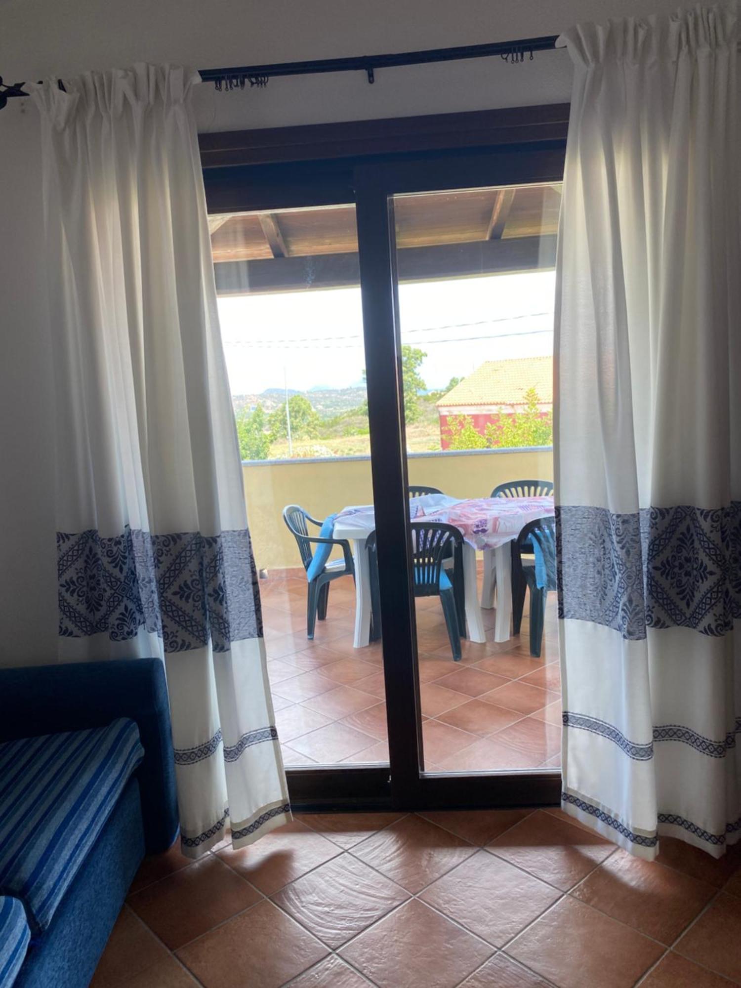 Case Vacanze Villa Rosita Сан-Теодоро Екстер'єр фото