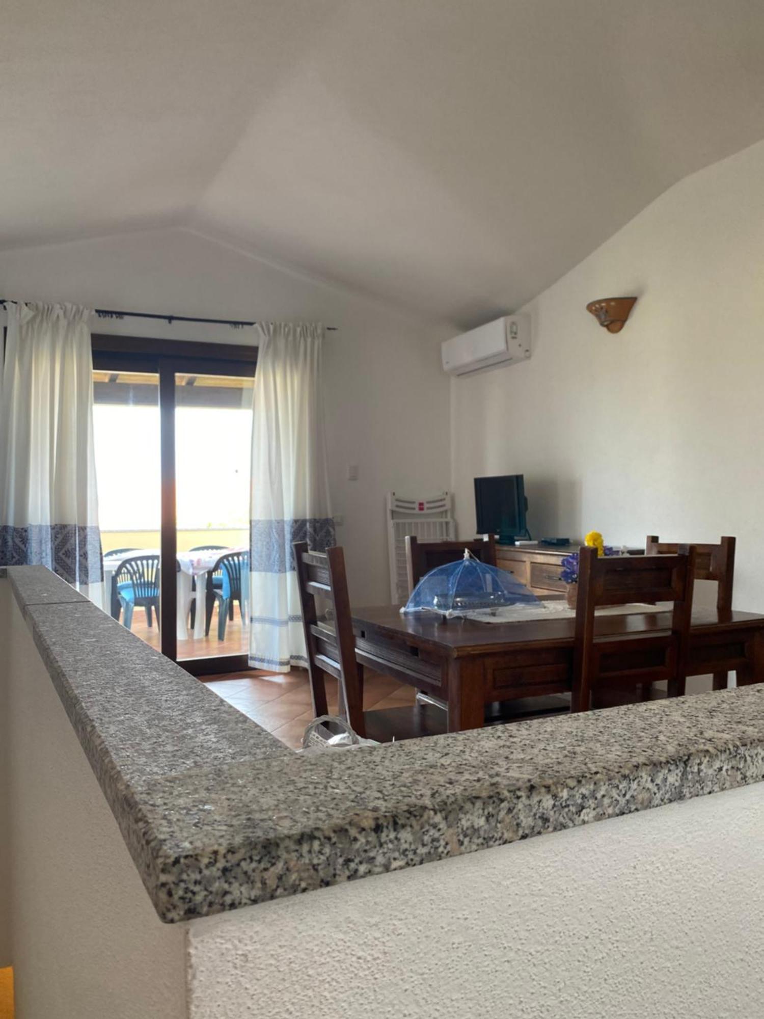Case Vacanze Villa Rosita Сан-Теодоро Екстер'єр фото