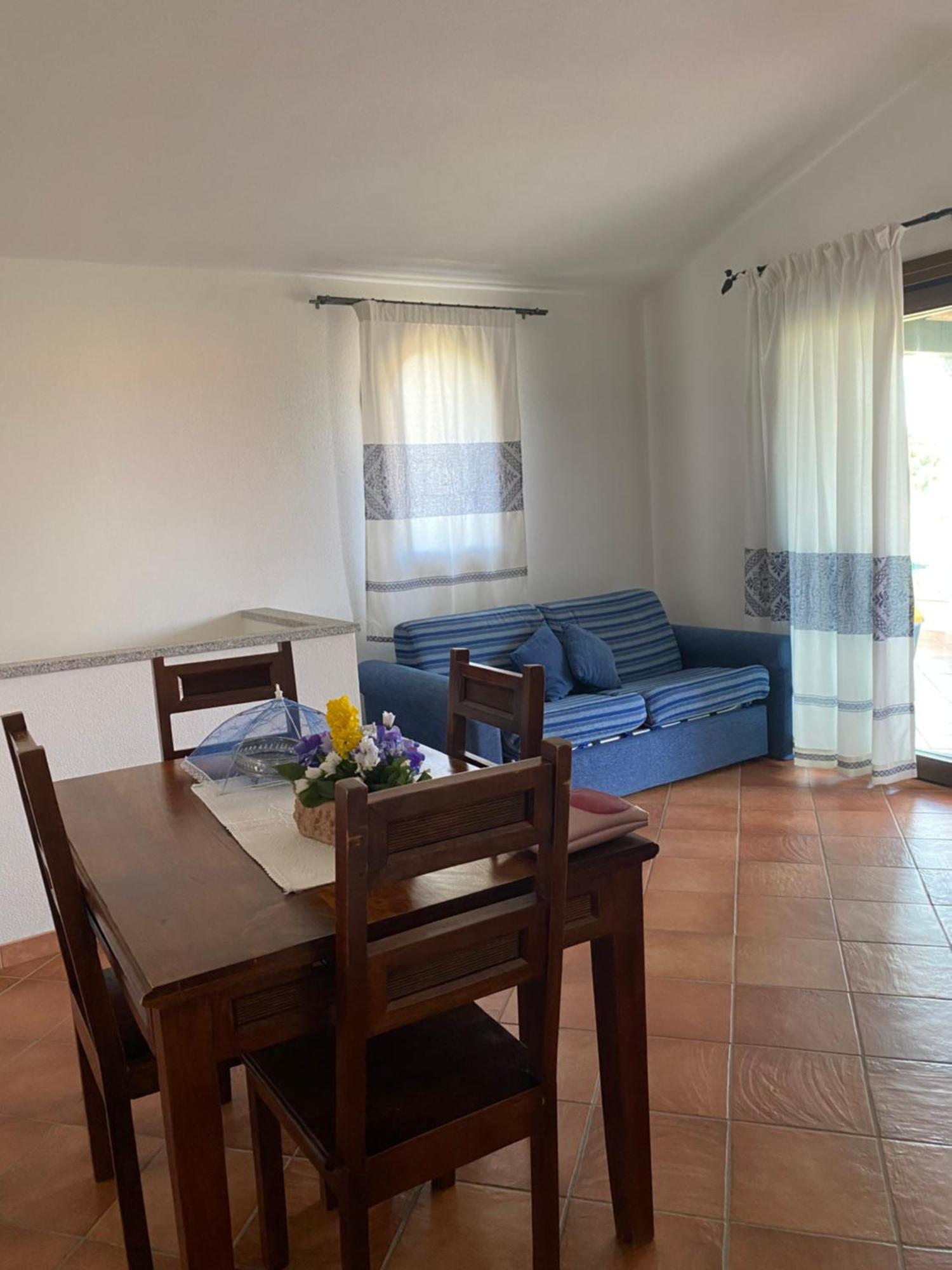 Case Vacanze Villa Rosita Сан-Теодоро Екстер'єр фото