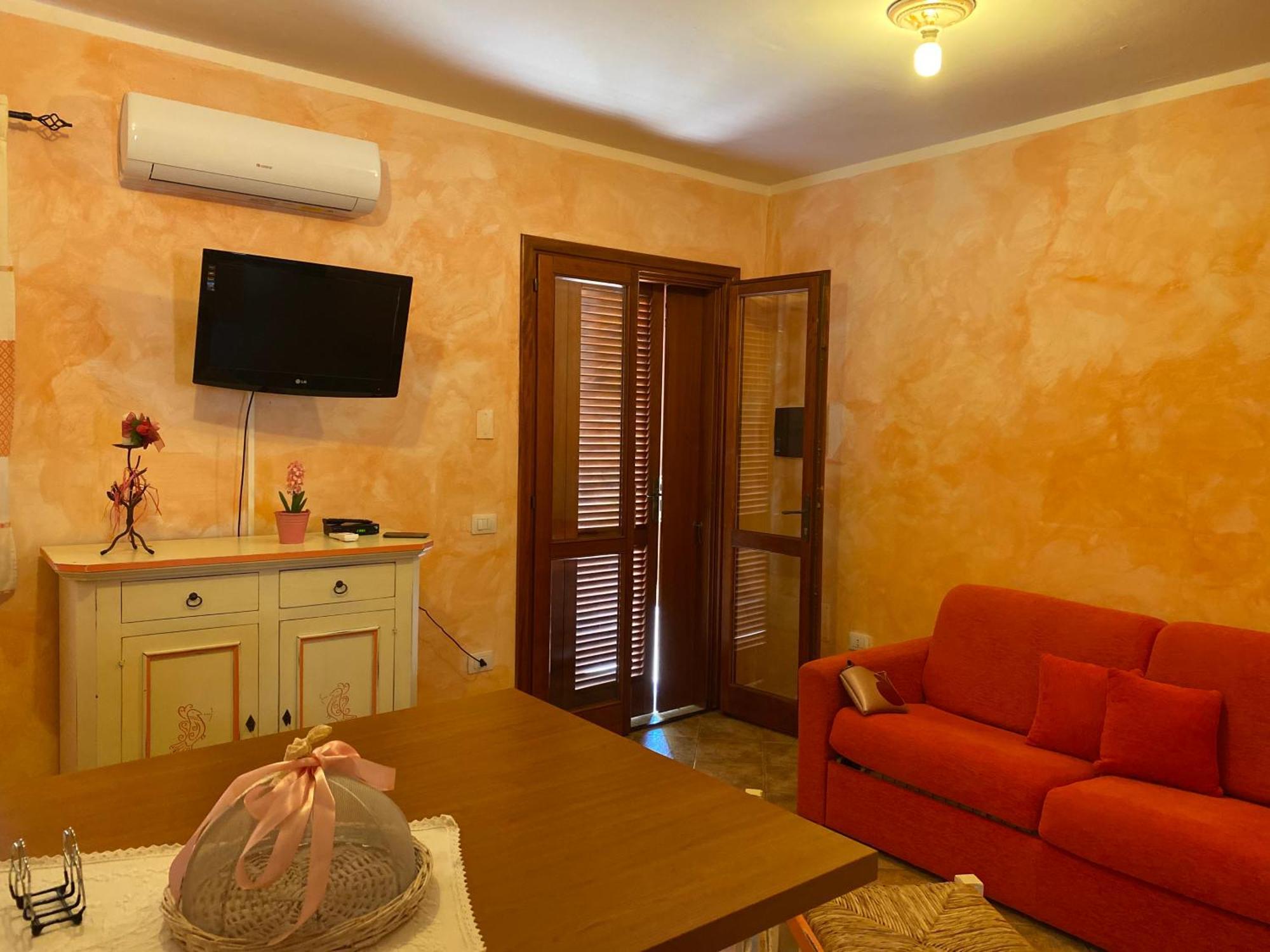 Case Vacanze Villa Rosita Сан-Теодоро Екстер'єр фото